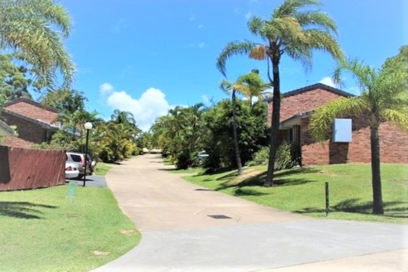 Photo - 28/33 Edmund Rice Drive, Southport QLD 4215 - Image 11