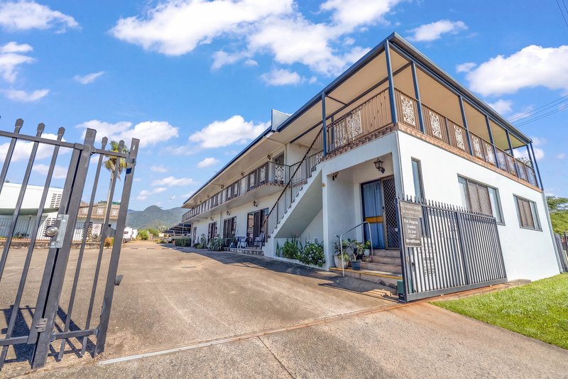 Photo - 28/35-37 Bruce Highway, Edmonton QLD 4869 - Image 15