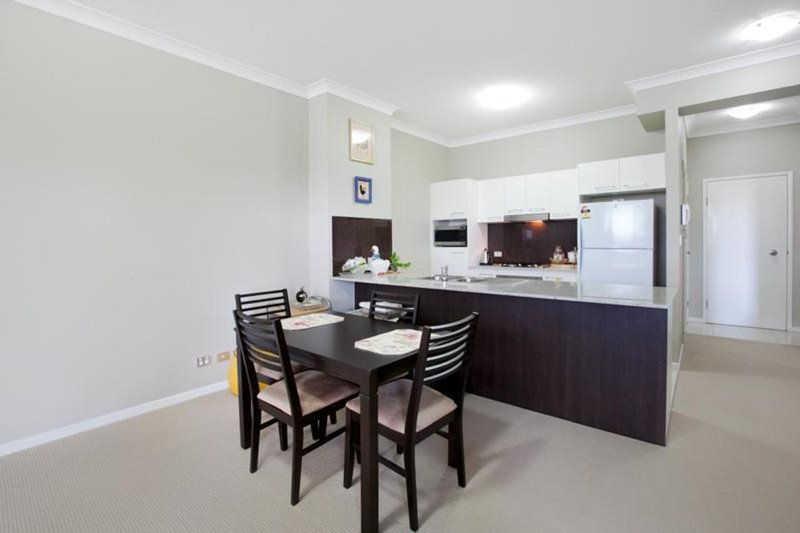 Photo - 28/37 Playfield Street, Chermside QLD 4032 - Image 3