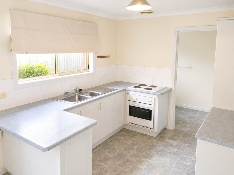 Photo - 2/83a Clinton Road, Geilston Bay TAS 7015 - Image 4
