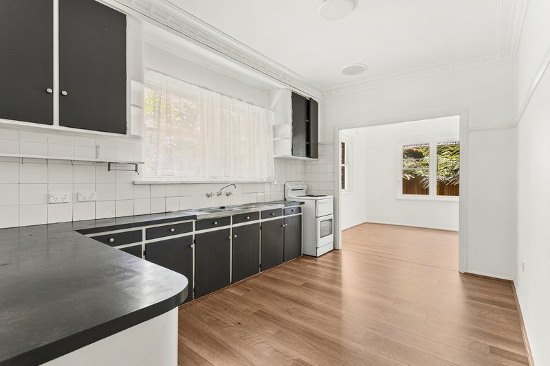 Photo - 284 Gipps Road, Keiraville NSW 2500 - Image 3