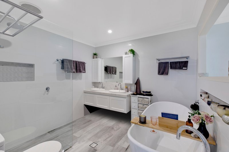 Photo - 28/4 Karla Avenue, Terrigal NSW 2260 - Image 10