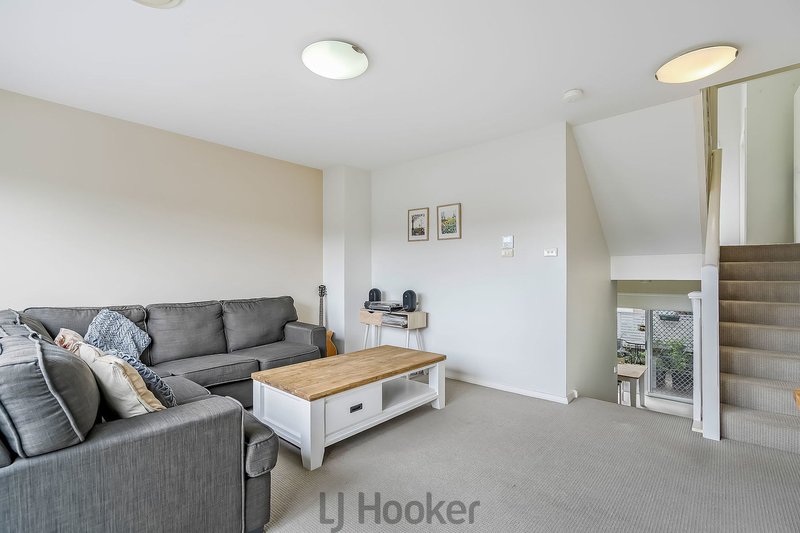 Photo - 28/4 Langdon Way, Mount Hutton NSW 2290 - Image 6