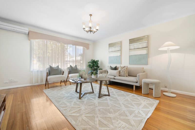 Photo - 2/84 Lower Dandenong Road, Parkdale VIC 3195 - Image 3