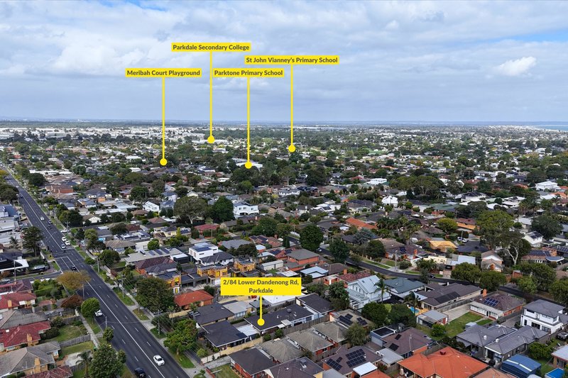 Photo - 2/84 Lower Dandenong Road, Parkdale VIC 3195 - Image 15