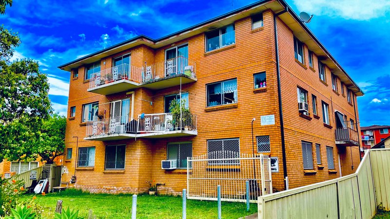 Photo - 2/84 Mcburney Road, Cabramatta NSW 2166 - Image