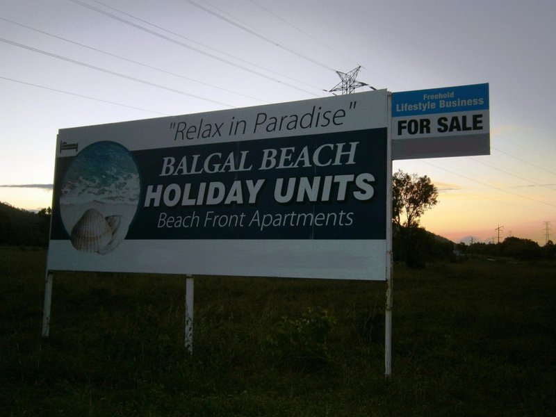 Photo - 284 Ocean Pde, Balgal Beach , Townsville QLD 4810 - Image 9