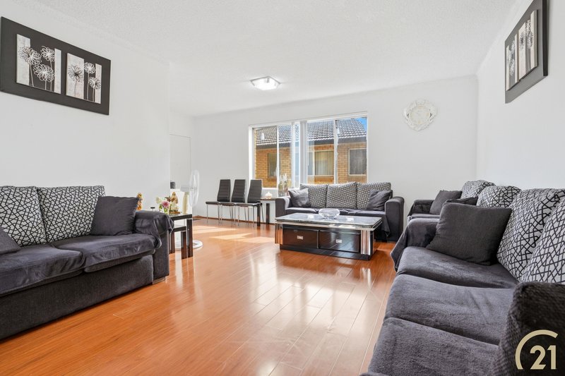Photo - 2/84 Sackville Street, Fairfield NSW 2165 - Image 3
