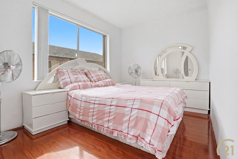 Photo - 2/84 Sackville Street, Fairfield NSW 2165 - Image 6