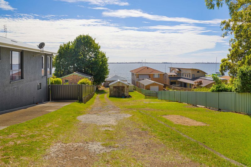 Photo - 284 Skye Point Road, Coal Point NSW 2283 - Image 2