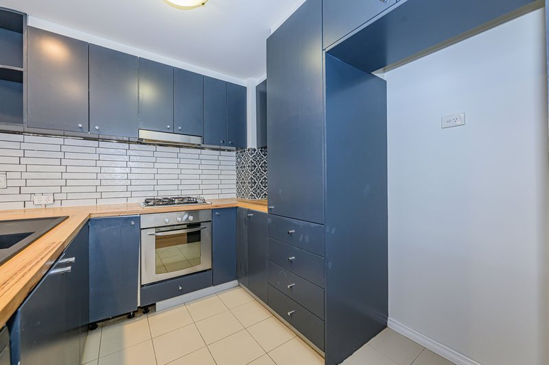 Photo - 28/42 The Crescent, Midland WA 6056 - Image 11