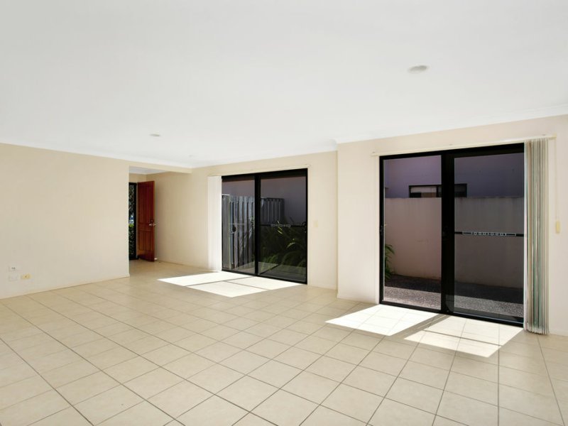 Photo - 284/64 Gilston Road, Nerang QLD 4211 - Image 3