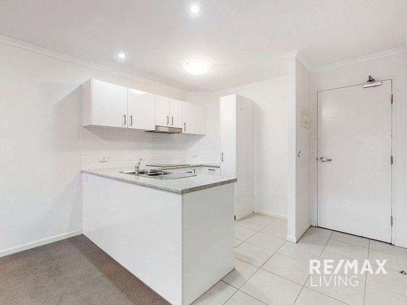 Photo - 28/48-50 Lee Street, Caboolture QLD 4510 - Image 4