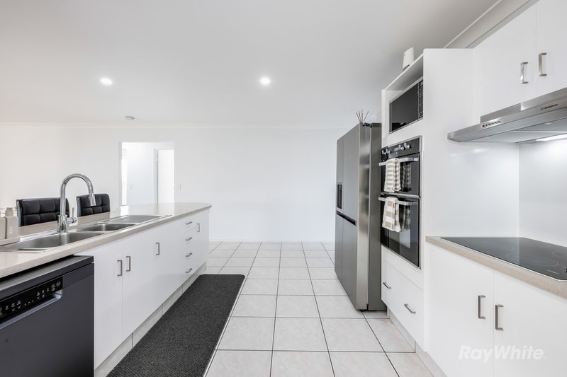 Photo - 285 Avoca Road, Avoca QLD 4670 - Image 14