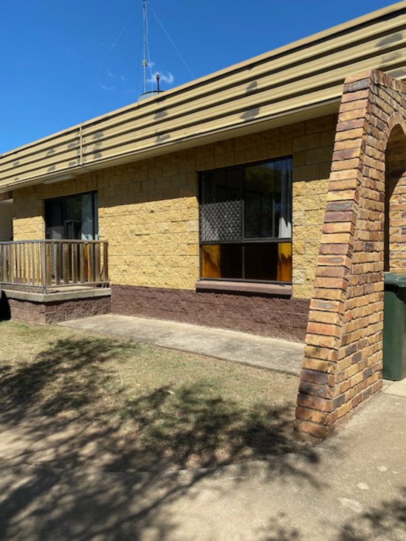 Photo - 2/85 Cadell Street, Wondai QLD 4606 - Image 9