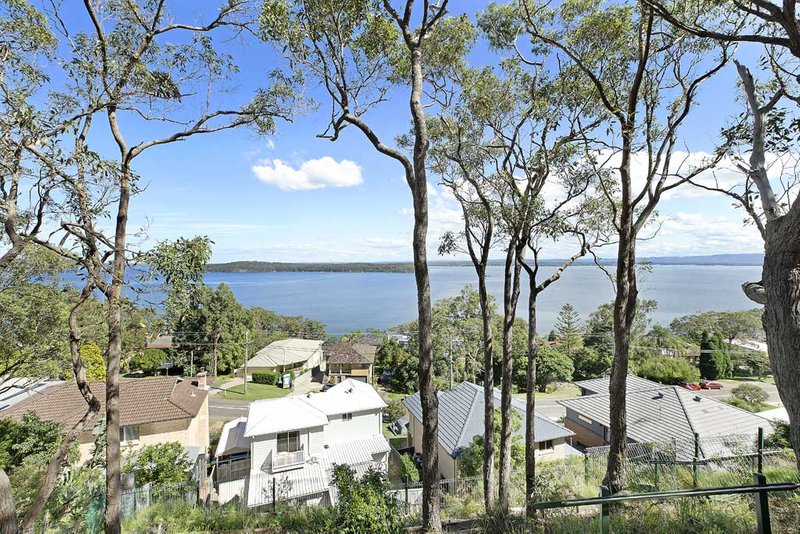 Photo - 285 Dobell Drive, Wangi Wangi NSW 2267 - Image 13