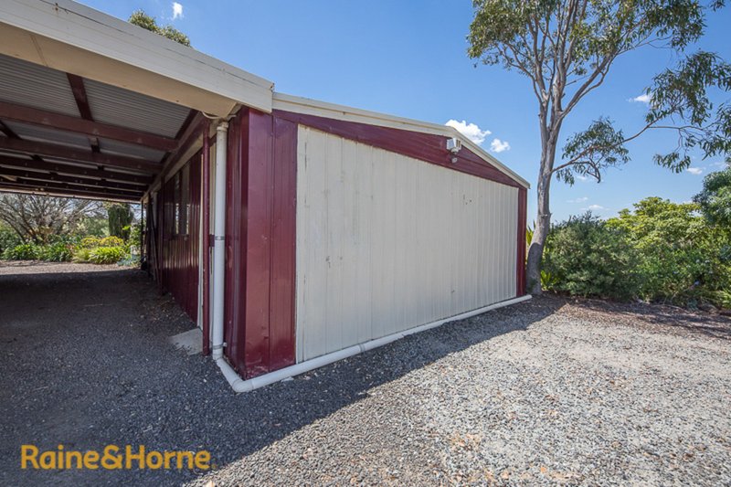 Photo - 285 Glencoe Drive, Diggers Rest VIC 3427 - Image 3