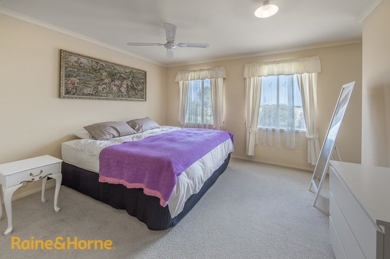 Photo - 285 Glencoe Drive, Diggers Rest VIC 3427 - Image 10