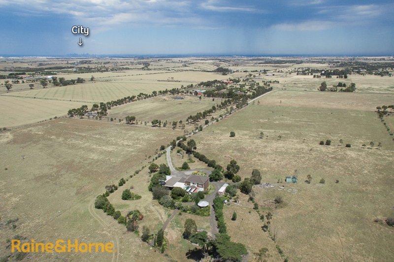 Photo - 285 Glencoe Drive, Diggers Rest VIC 3427 - Image 26