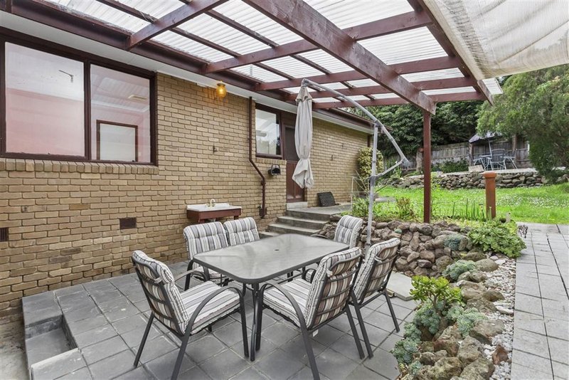 Photo - 285 High Street Road, Mount Waverley VIC 3149 - Image 7