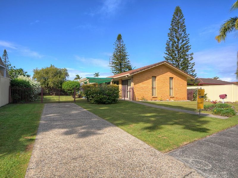 285 Morala Avenue, Runaway Bay QLD 4216