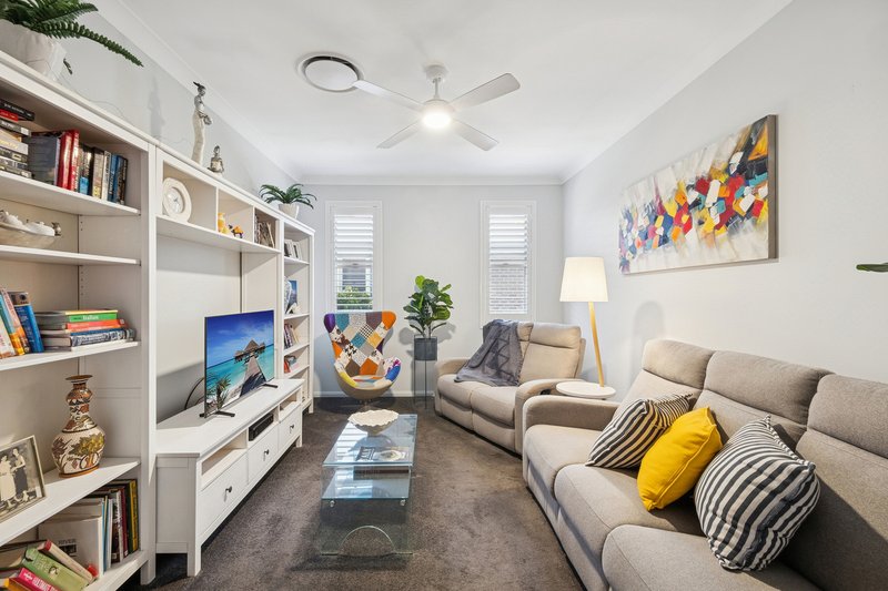 Photo - 2/85 Ramsay Street, Centenary Heights QLD 4350 - Image 8