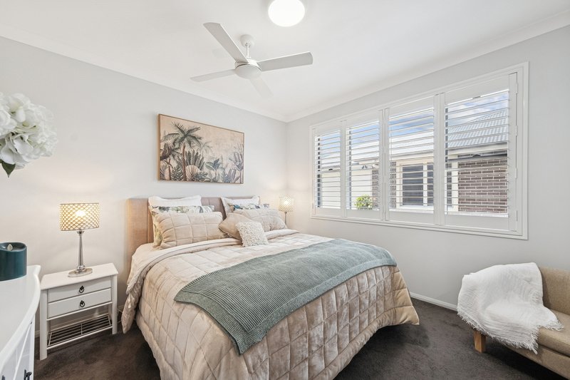 Photo - 2/85 Ramsay Street, Centenary Heights QLD 4350 - Image 9