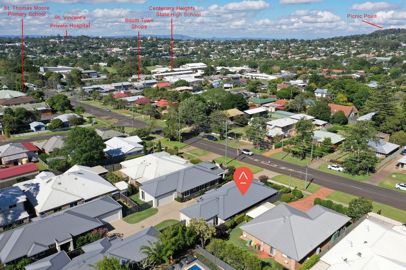 Photo - 2/85 Ramsay Street, Centenary Heights QLD 4350 - Image 16