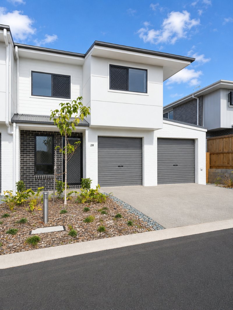 Photo - 28/5 Royal Street, Kallangur QLD 4503 - Image 1