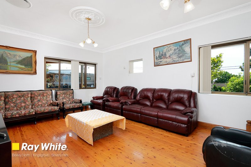 Photo - 285 Stoney Creek Road, Kingsgrove NSW 2208 - Image 4