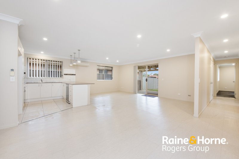 Photo - 285 Warnervale Road, Hamlyn Terrace NSW 2259 - Image 3