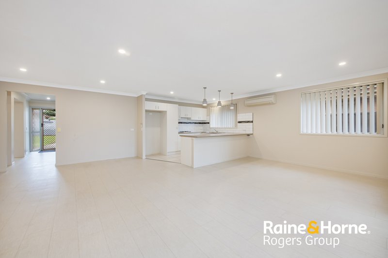 Photo - 285 Warnervale Road, Hamlyn Terrace NSW 2259 - Image 6