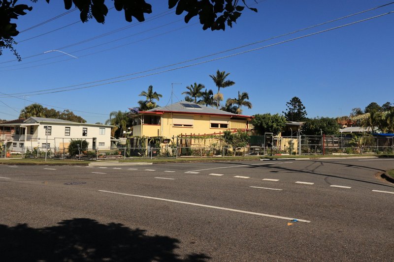 Photo - 285 Whites Road, Lota QLD 4179 - Image 2