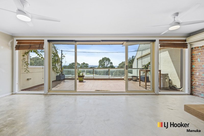 Photo - 28/51 Leahy Close, Narrabundah ACT 2604 - Image 2