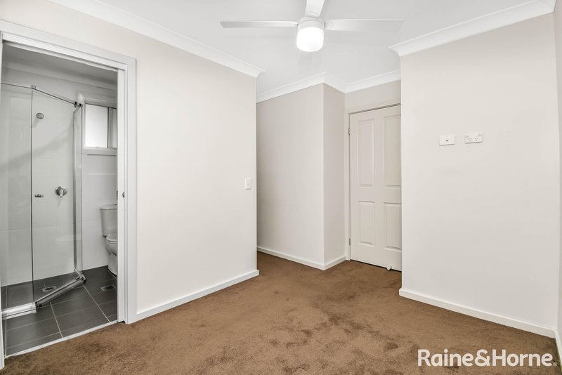 Photo - 2/86 Brisbane Street, Oxley Park NSW 2760 - Image 5