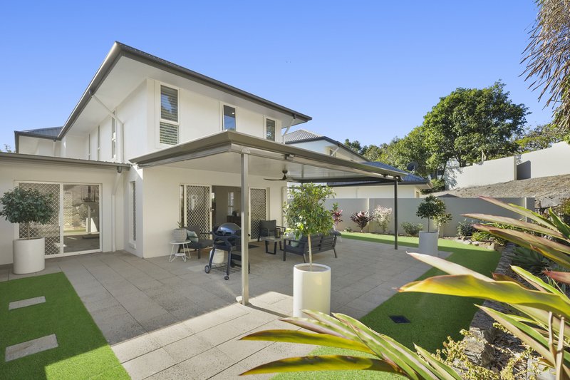 Photo - 286 Easthill Drive, Robina QLD 4226 - Image 3