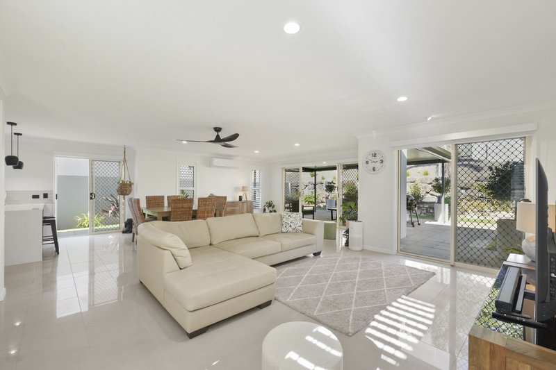 Photo - 286 Easthill Drive, Robina QLD 4226 - Image 8