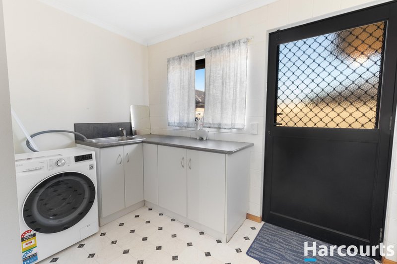 Photo - 2/86 Lovett Street, Devonport TAS 7310 - Image 10