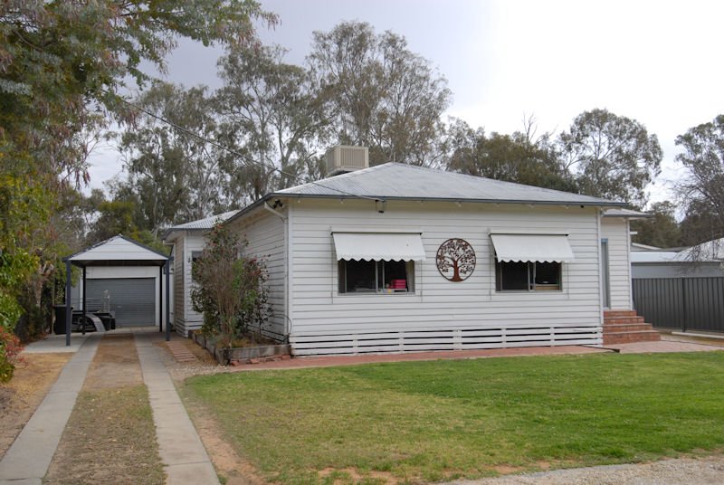 Photo - 286 River Street, Deniliquin NSW 2710 - Image 1