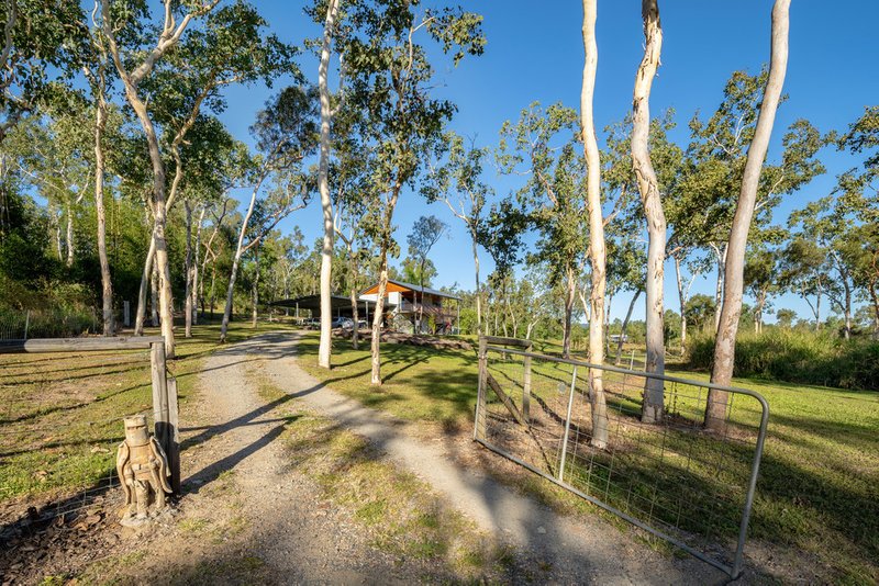 286 Sugarloaf Road, Riordanvale QLD 4800