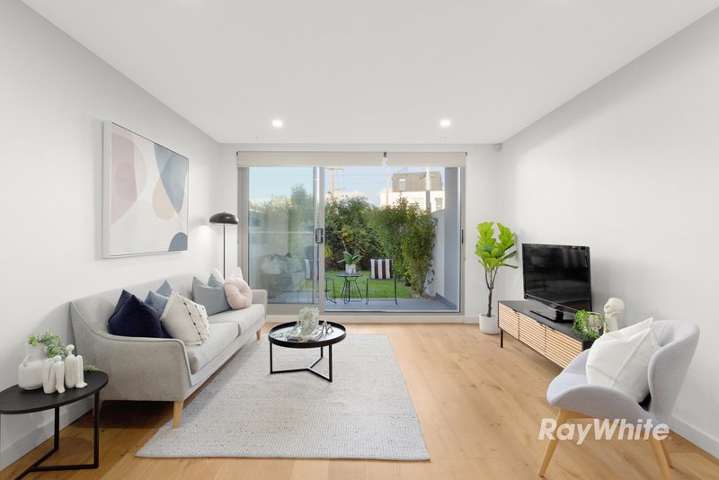 Photo - 2/86 Truganini Road, Carnegie VIC 3163 - Image