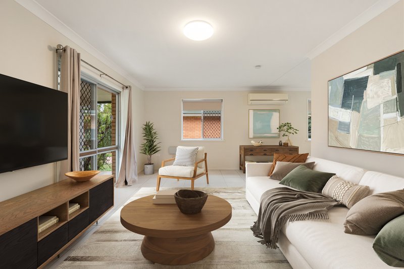 Photo - 286 West Street, Kearneys Spring QLD 4350 - Image 2