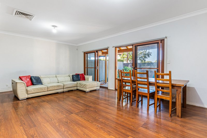 Photo - 2/86 Wrights Road, Kellyville NSW 2155 - Image 4