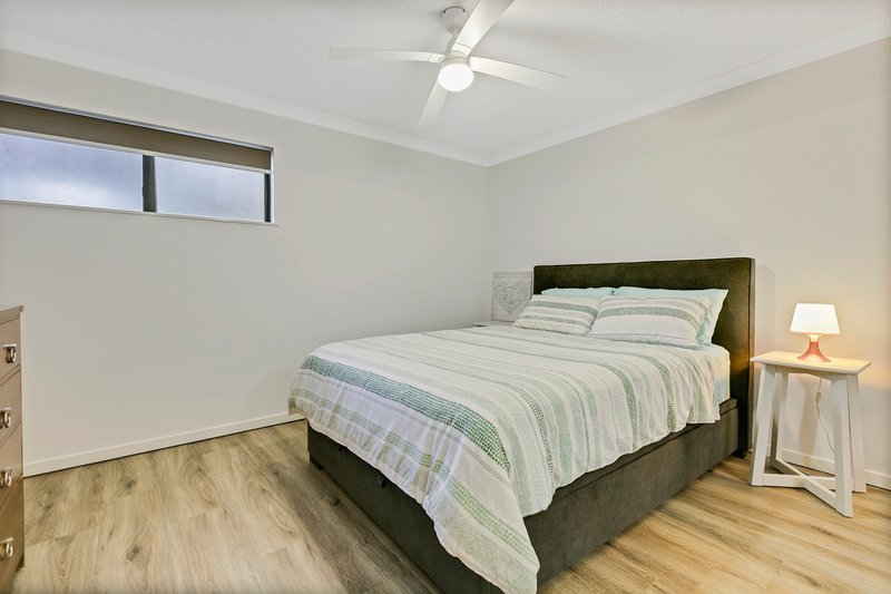 Photo - 2/87-89 Duporth Avenue, Maroochydore QLD 4558 - Image 13