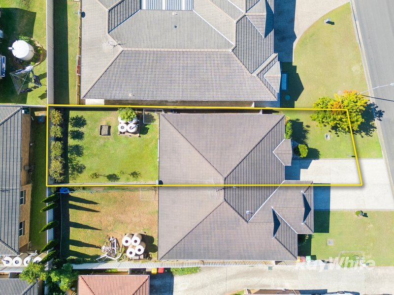 Photo - 2/87 Clayton Crescent, Rutherford NSW 2320 - Image 17