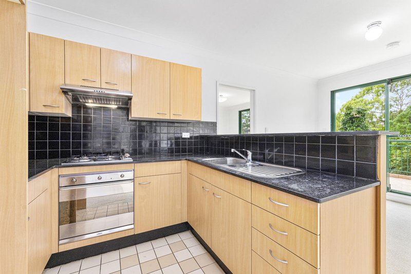 Photo - 28/7 Freeman Road, Chatswood NSW 2067 - Image 4