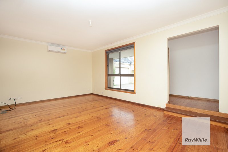 Photo - 2/87 Graham Street, Sunshine VIC 3020 - Image 2