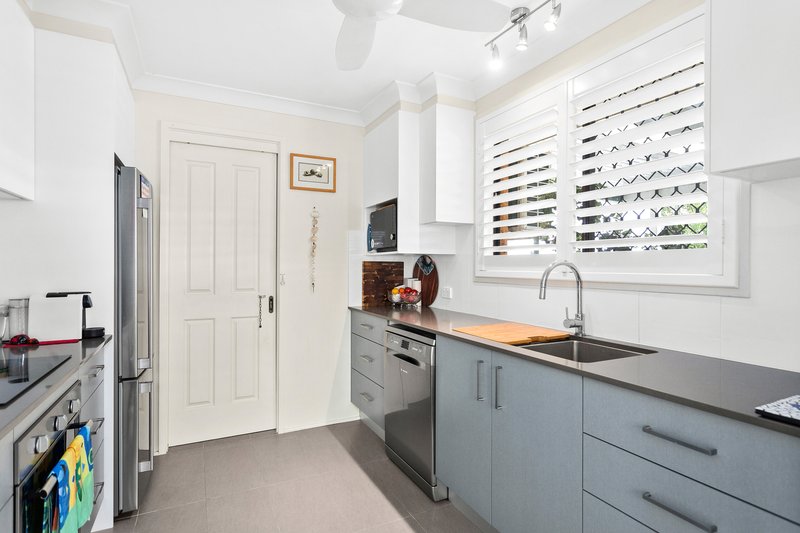 Photo - 2/87 Hillside Drive, Albion Park NSW 2527 - Image 2