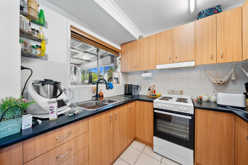 Photo - 287 Logan Street, Eagleby QLD 4207 - Image 4