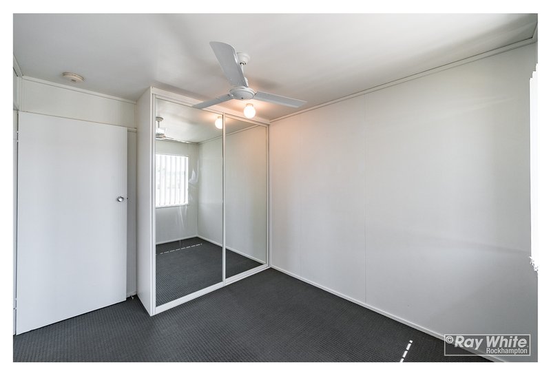 Photo - 287 Pattemore Street, Kawana QLD 4701 - Image 11